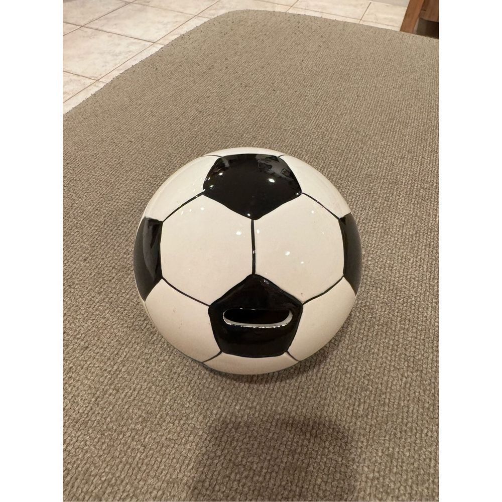 Piggy Bank Soccer ⚽️ Futbol sports